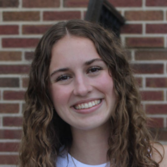 Headshot of Alexis Bende '27