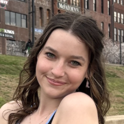 Headshot of Larissa Hemker '27