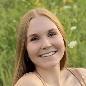Headshot of Maile Schalm '26
