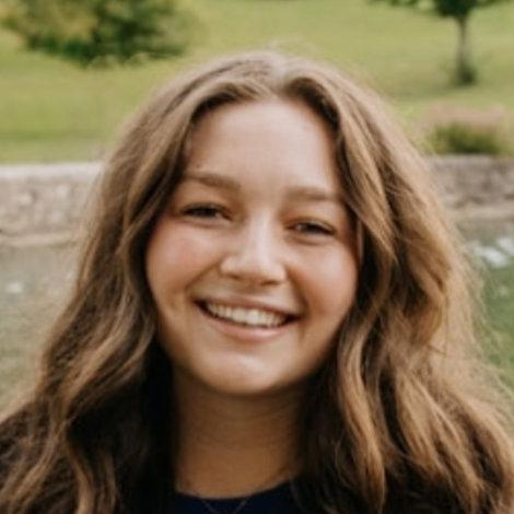 Headshot of Alyssa Stanley '28