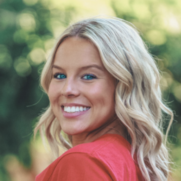Headshot of Emma Turner '27